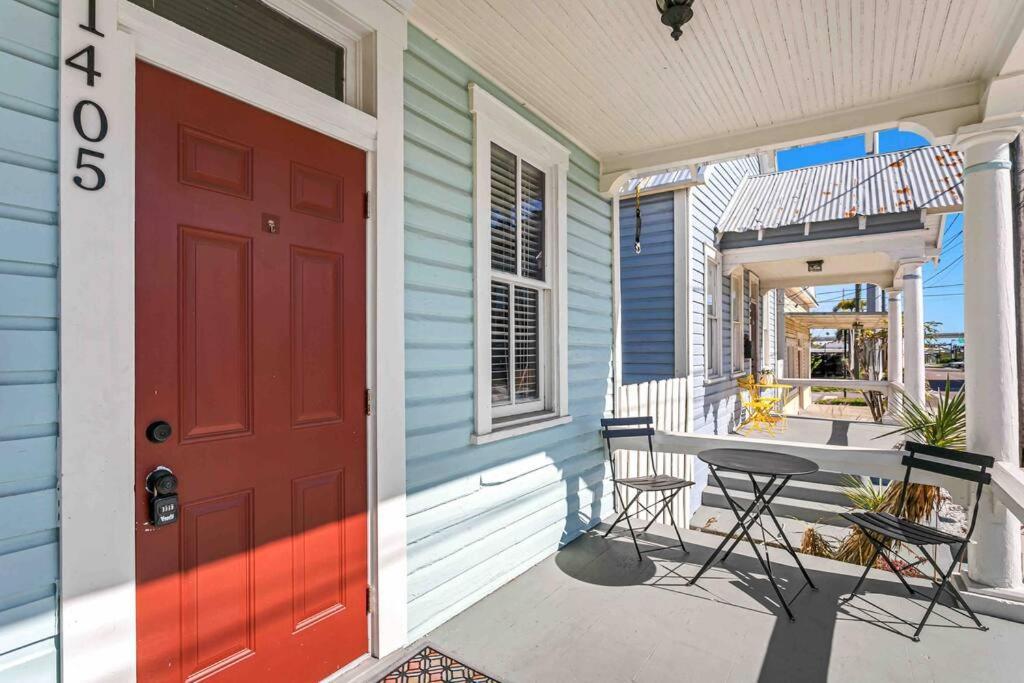 Friends Airbnb Themed 2Bed 2Bath Walkable To All Of Ybor แทมปา ภายนอก รูปภาพ